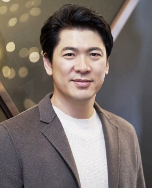 김상경