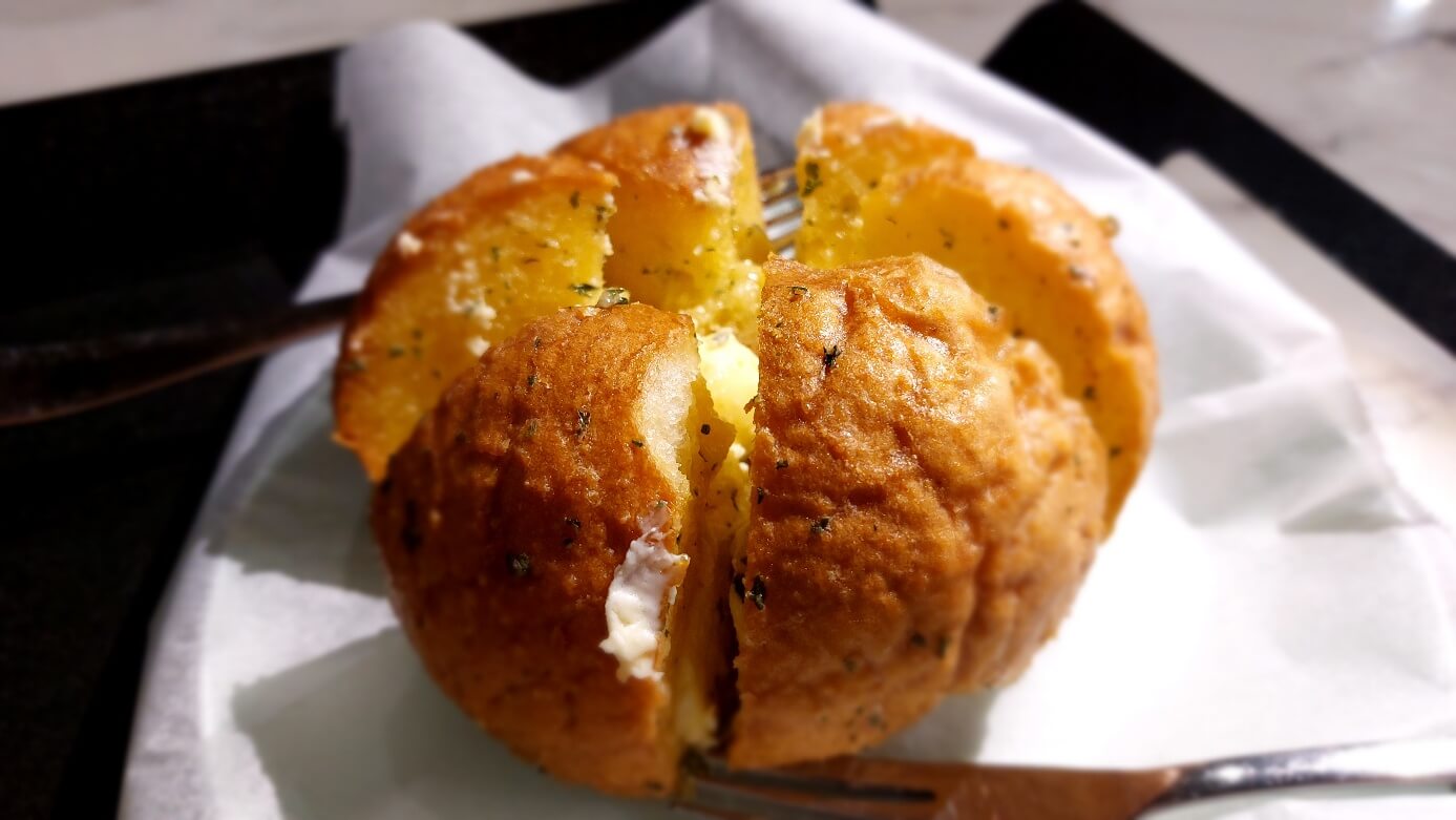 육쪽마늘빵 사진