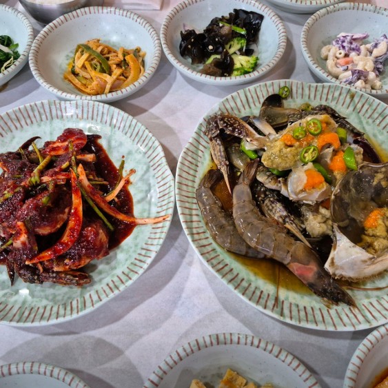 딴뚝통나무집식당 이미지