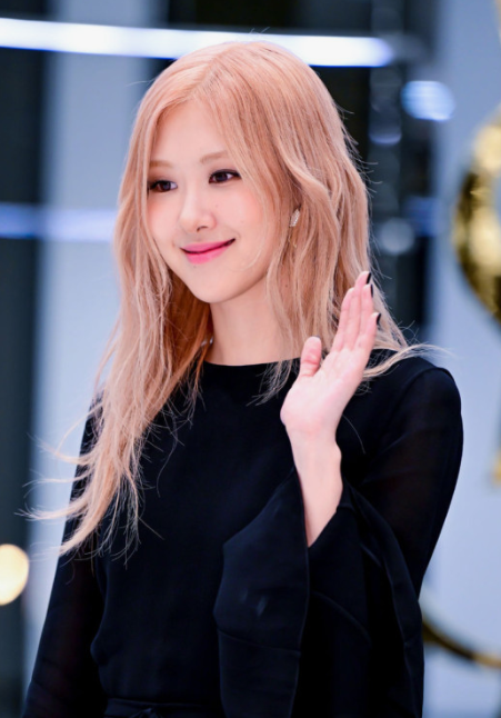 블랙핑크 로제 테디 소속사