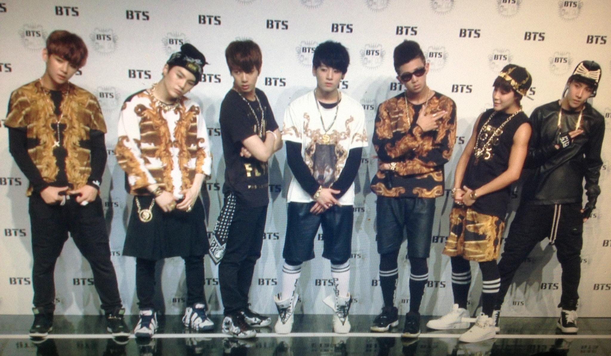 신인 아이돌 ❘ 방탄소년단