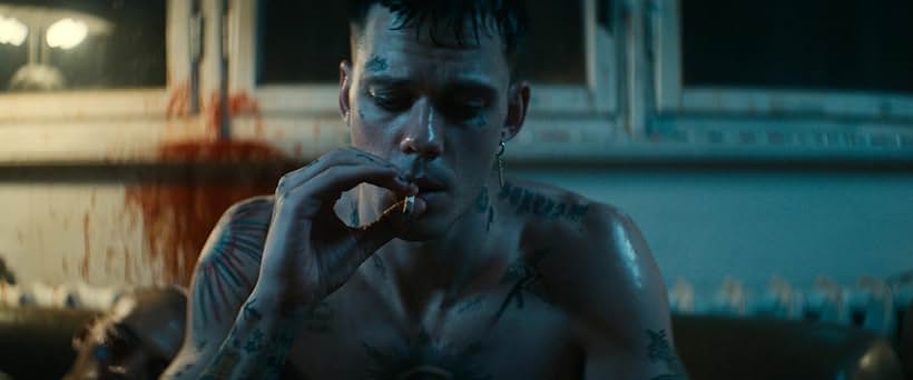 프랑스 슈퍼히어로 액션 판타지 영화다시보기추천 더 크로우 결말 후기 리뷰 - 호평과 혹평