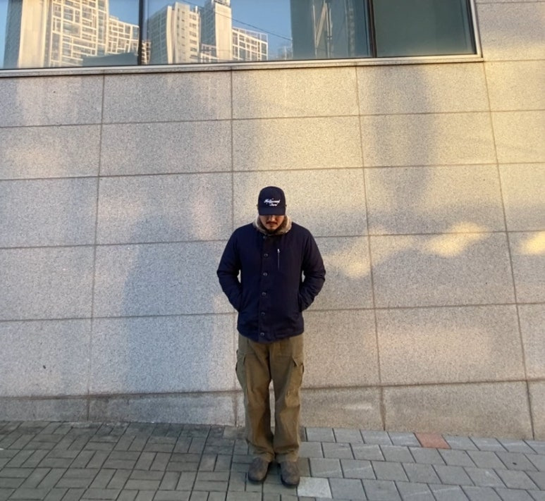 데일리룩('26.1.13.)에페 EEFE 빈티지 할리우드 스타 볼캡, 밴웍스 폴라티셔츠, 프리즘웍스 덱자켓 EDGAR N-1, 프리즘웍스 카고팬츠, 블런드스톤 585 러스틱브라운