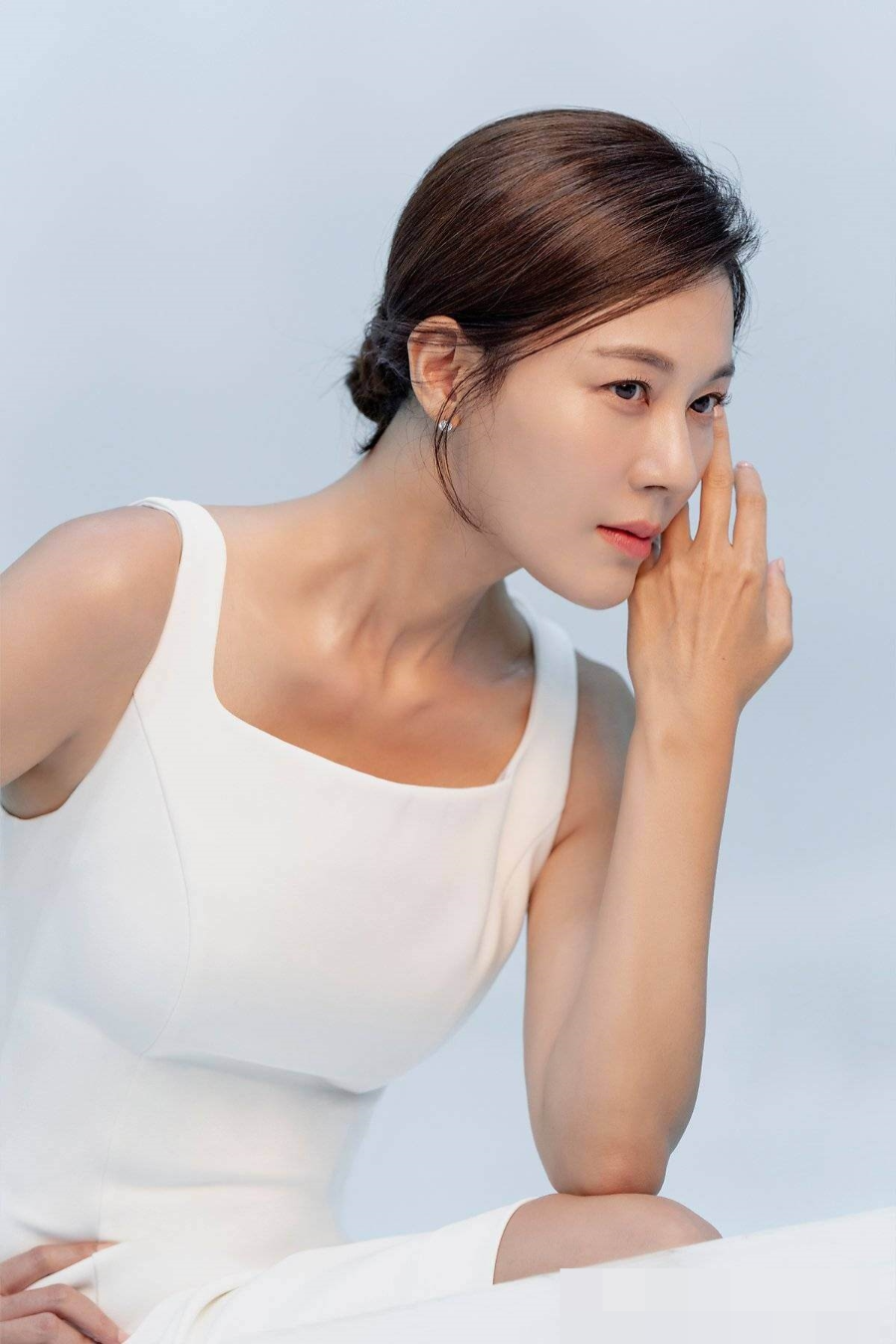 배우 김하늘