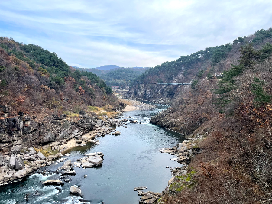 추운 겨울 강원도 철원 한탄강 주상절리길을 당일치기 잔도여행