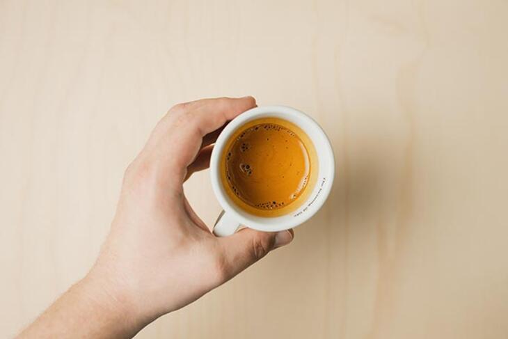 라떼아트 따르는 방법 - 하트