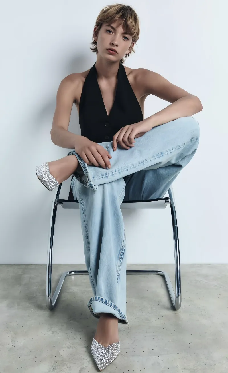 신민아 패션,신민아 스타일링,신민아 ZARA,루이비통 신민아,시퀸 드레스 추천,ZARA 신민아 룩,ZARA 실버 드레스,ZARA 시퀸 드레스,SPA 브랜드 대체템,셀럽 스타일 따라잡기