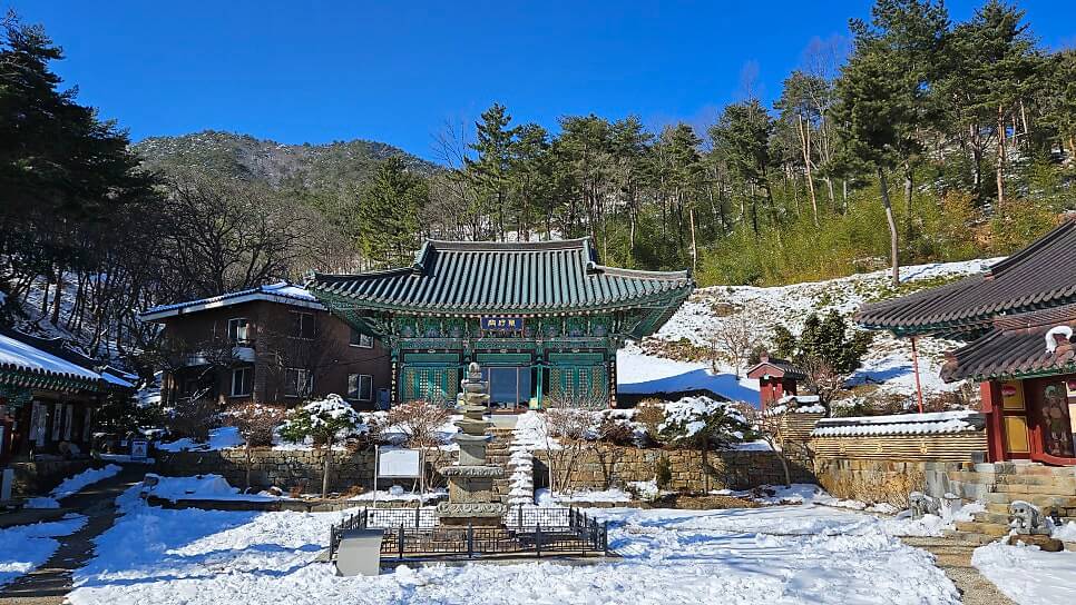 강릉 등명낙가사 : 동해 바다를 품은 천년 고찰 바다와 불교 신앙이 만나는 천년 사찰