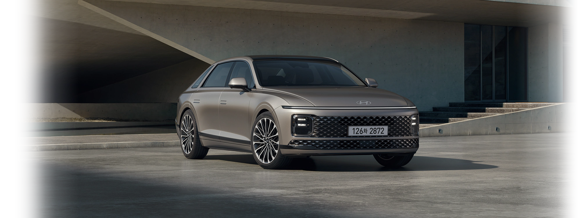 디올뉴그랜저 전면사진