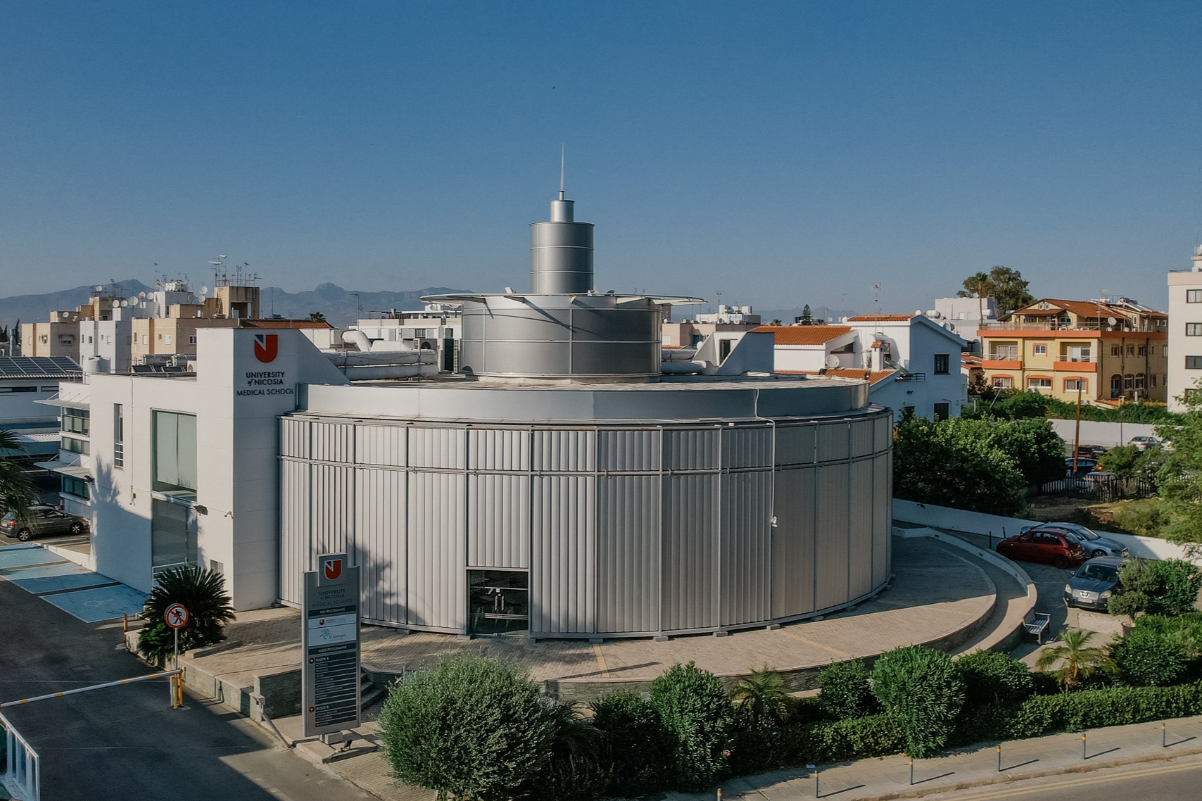 키프로스 의과대학 관련 사진