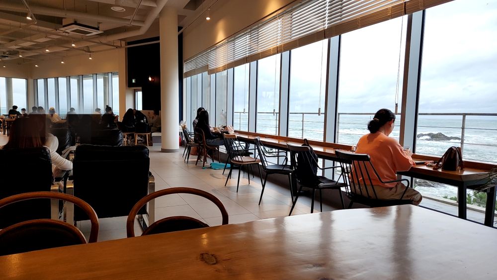 2층 내부 전경