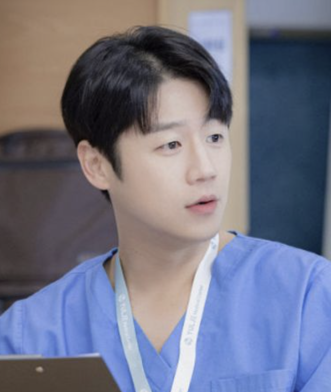 언젠가는 슬기로울 전공의생활 인물관계도