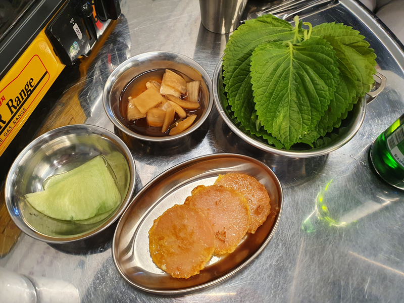 밑반찬