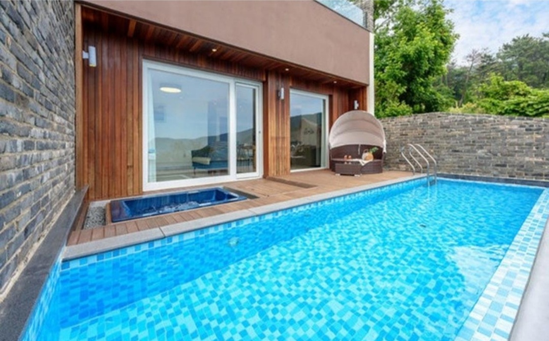 거제 프래밀리 풀빌라 스위트 수영장 스파