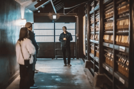 사톨로그와 연선마루고토호텔의 로컬 리디자인 전략