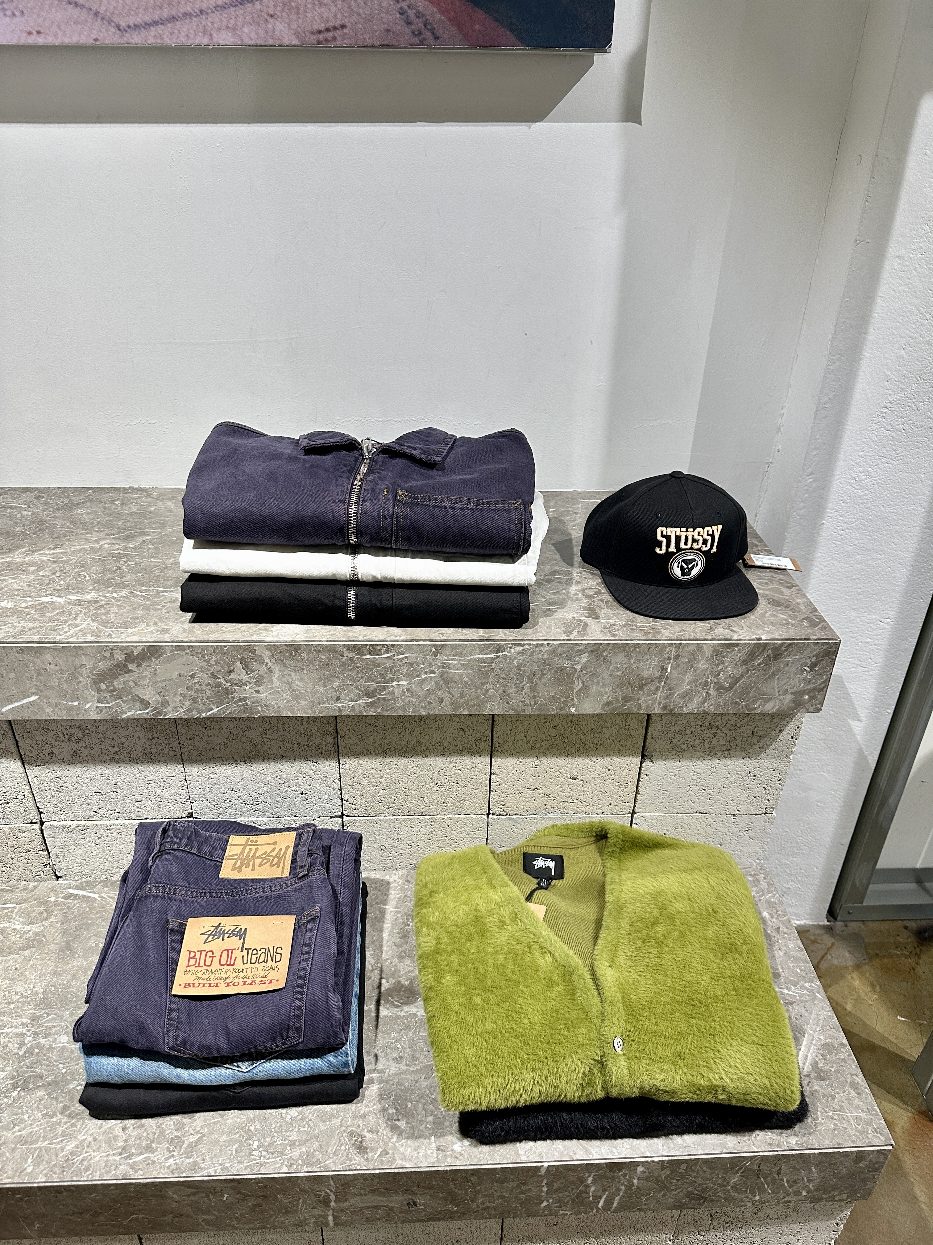 스투시 청자켓과 청바지