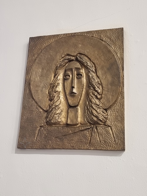 죽림동 주교좌성당 성전 안 십자가의 길 작품입니다.