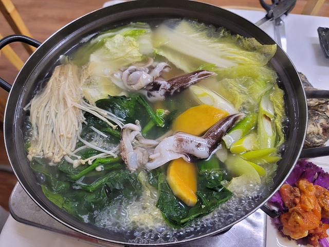 남당항 새조개 맛집 축제 가격 택배 만중이네회수산 내포횟집 전망대회수산 홍성본점 또오리회수산 온누리회수산 동백회수산 남해수산 푸른바다 싱싱바다이야기 이슬네수산 왕언니회수산