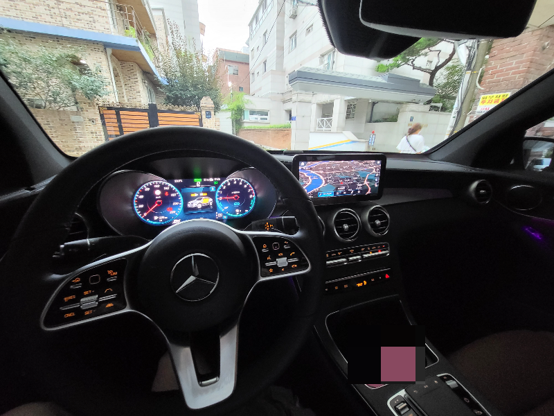 벤츠 GLC300E 쿠페 실내