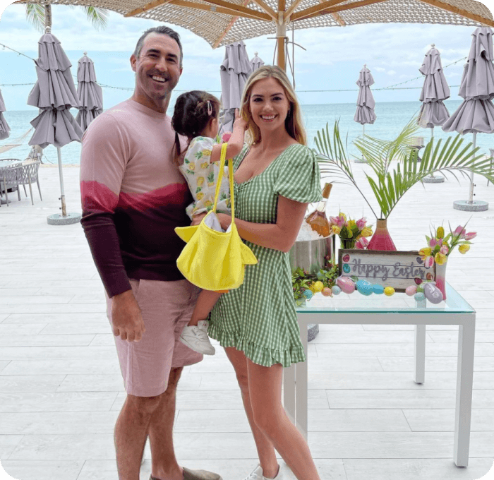 케이트업튼-가족과시간-보낸는 모습