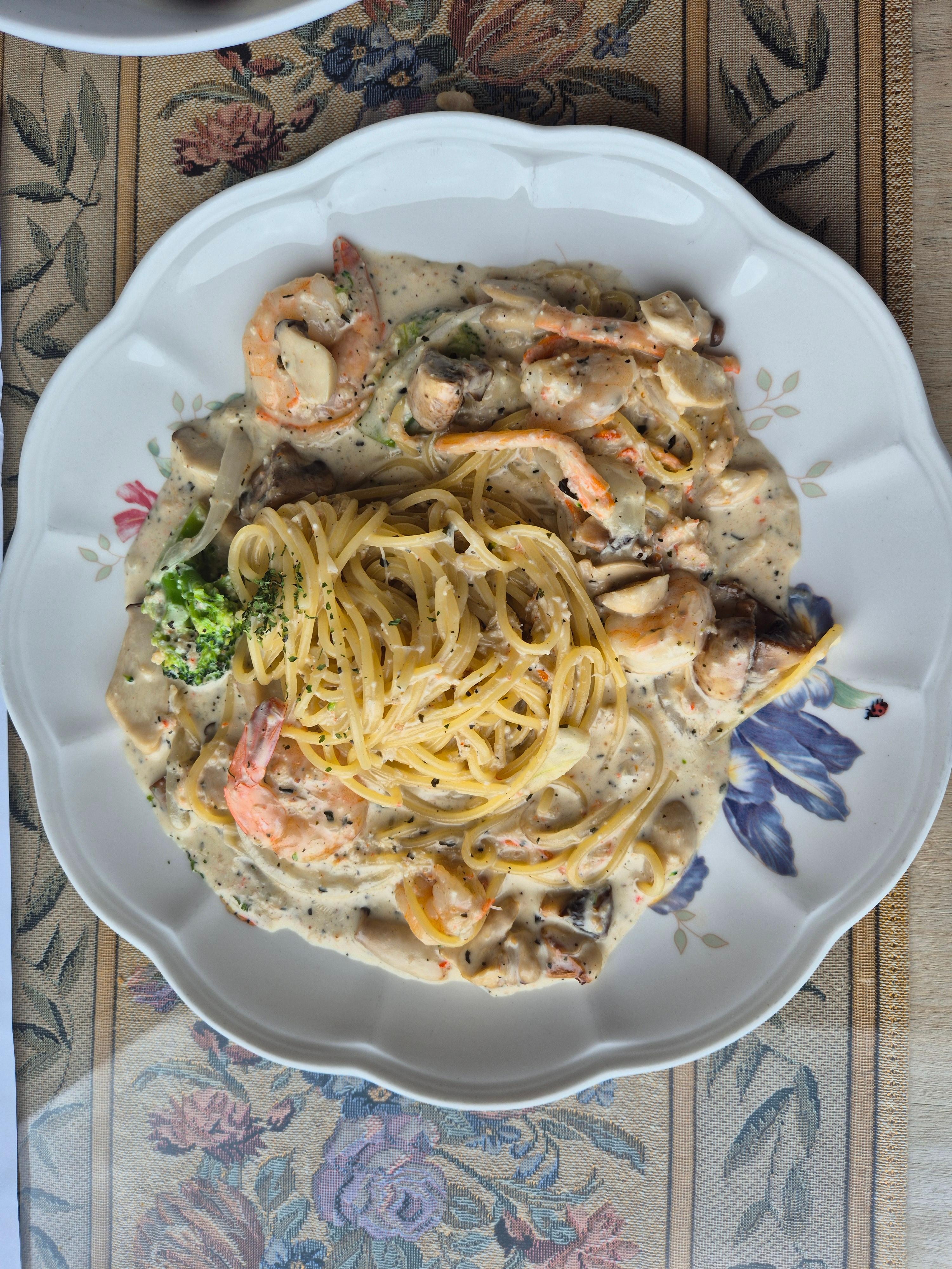 마레 레스토랑 게살 파스타