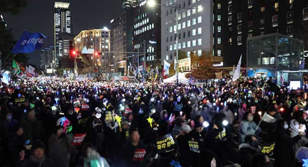 윤석열 탄핵소추안 가결