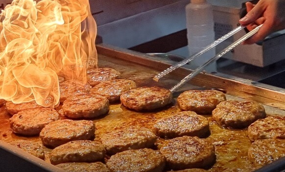 생방송투데이 환승 직업 ; 두 번째 인생 - 떡갈비 한 판에 담아낸 인생 2막 와룡총각 떡갈비