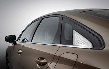 기아 k8 좌측 후방에서 바라본 측면