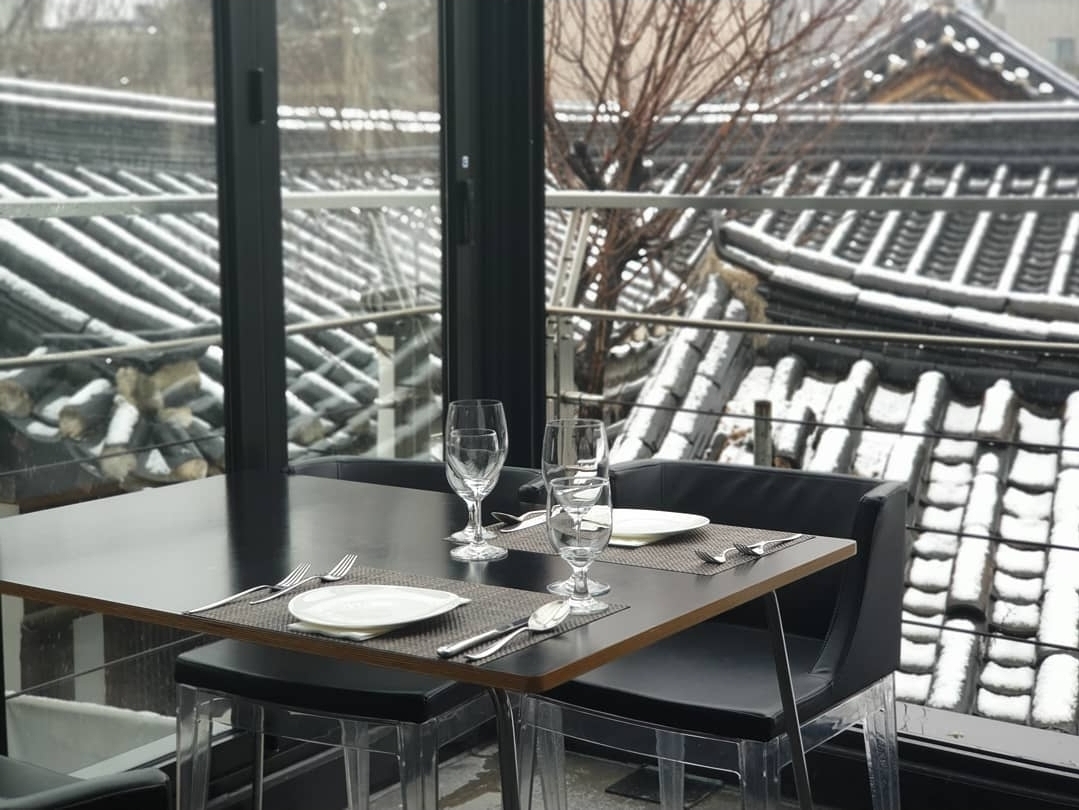 특별한 연말 모임 장소- 한옥뷰 레스토랑