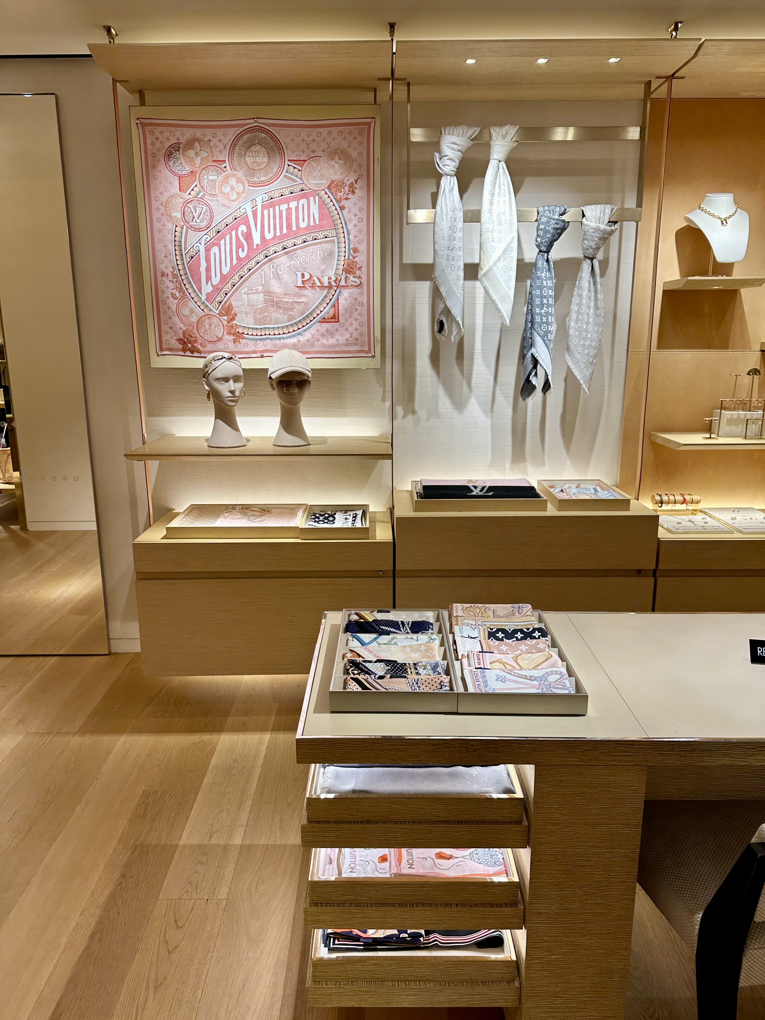 루이비통 스카프