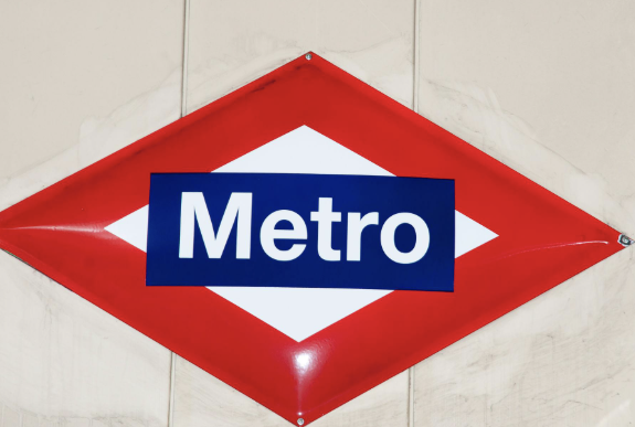 마드리드 공항 &rarr; 시내 이동 방법 총정리 (2026)