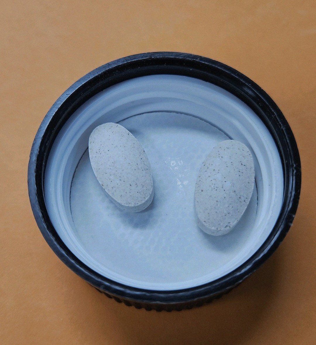 enervia 2.0 tablet size on palm comparison