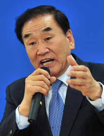 이재오 프로필 나이 고향 학력 국회의원 경력 근황