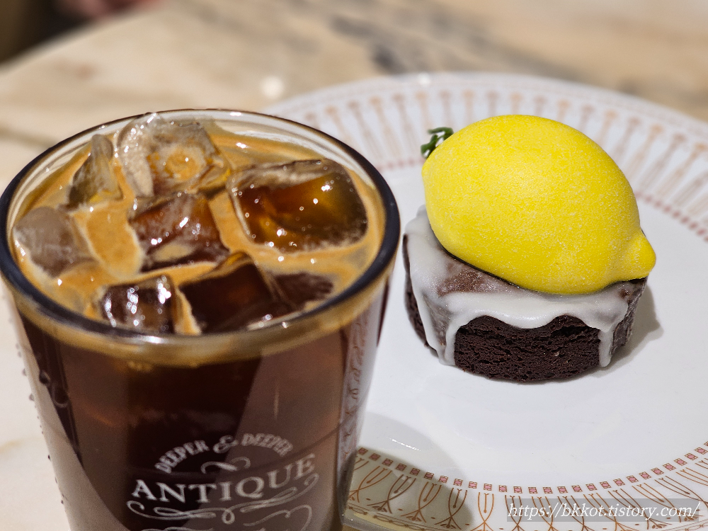 신세계 경기점 / 죽전신세계 앤티크커피