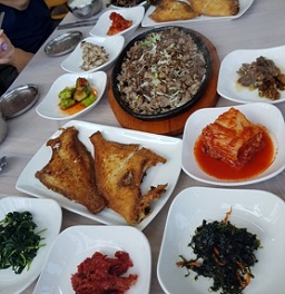 돌솥밥정식