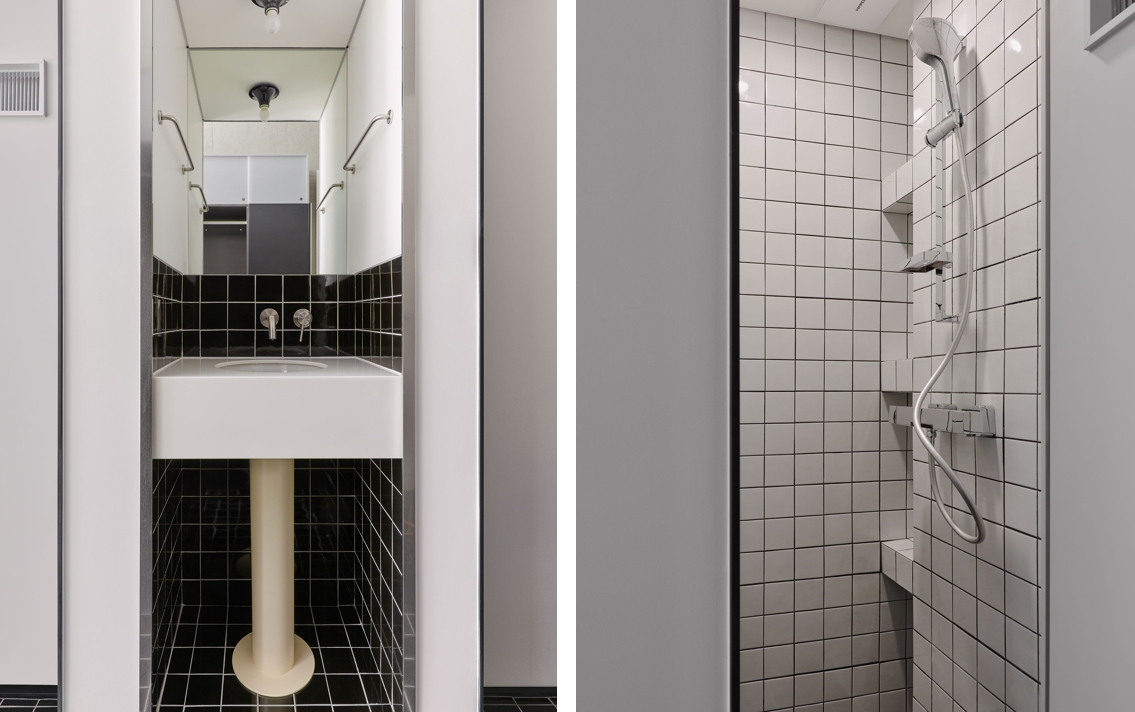 MMK 기숙사의 욕실 인테리어, 블랙 앤 화이트 컬러의 미니멀한 세면대와 샤워실 디자인