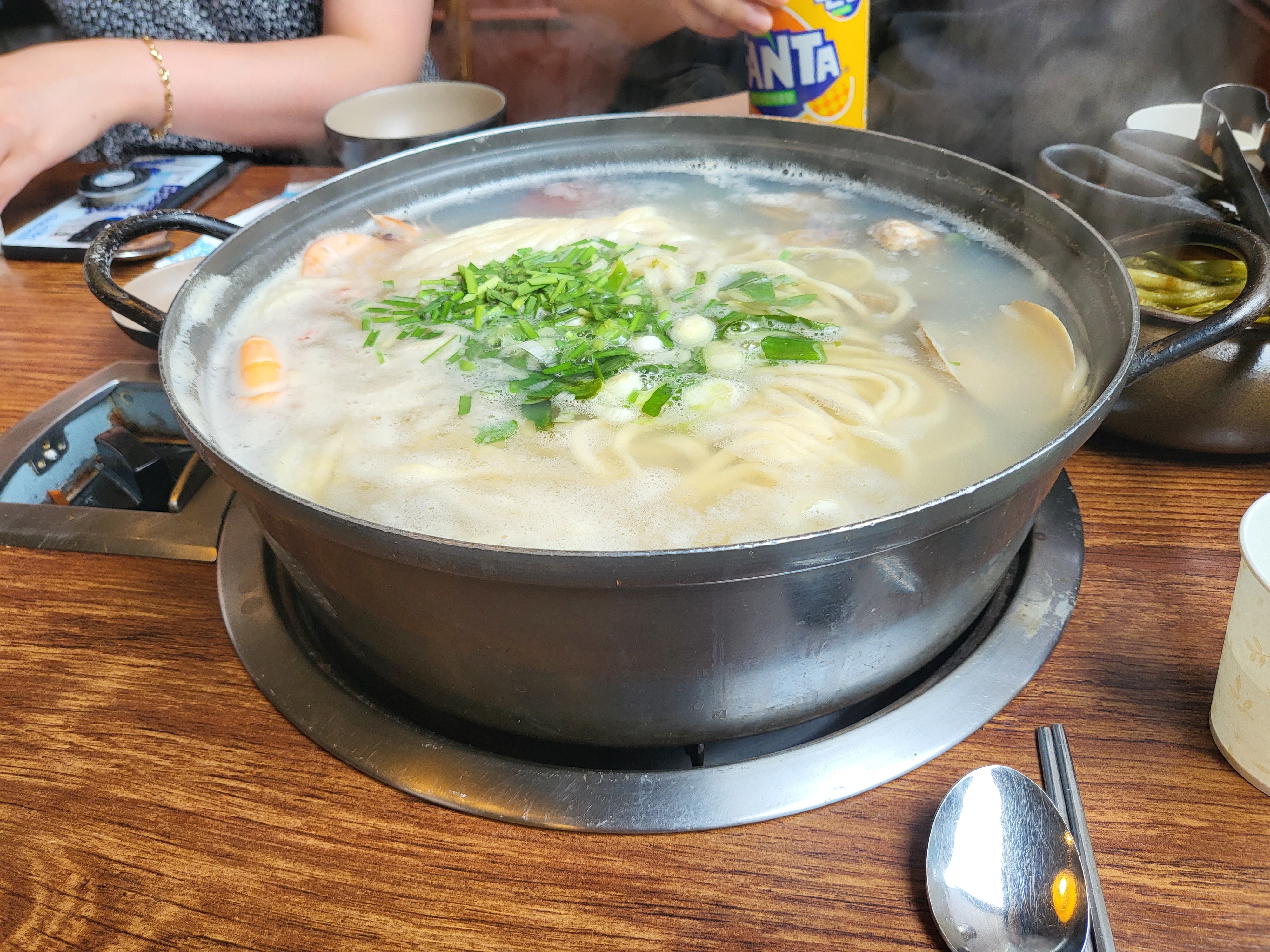 대부도 칼국수 - 중 냄비