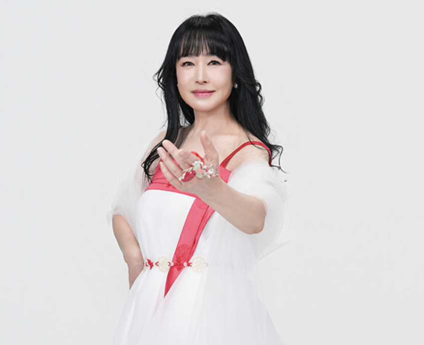 미스트롯4에 출연한 가수 적우 프로필 사진