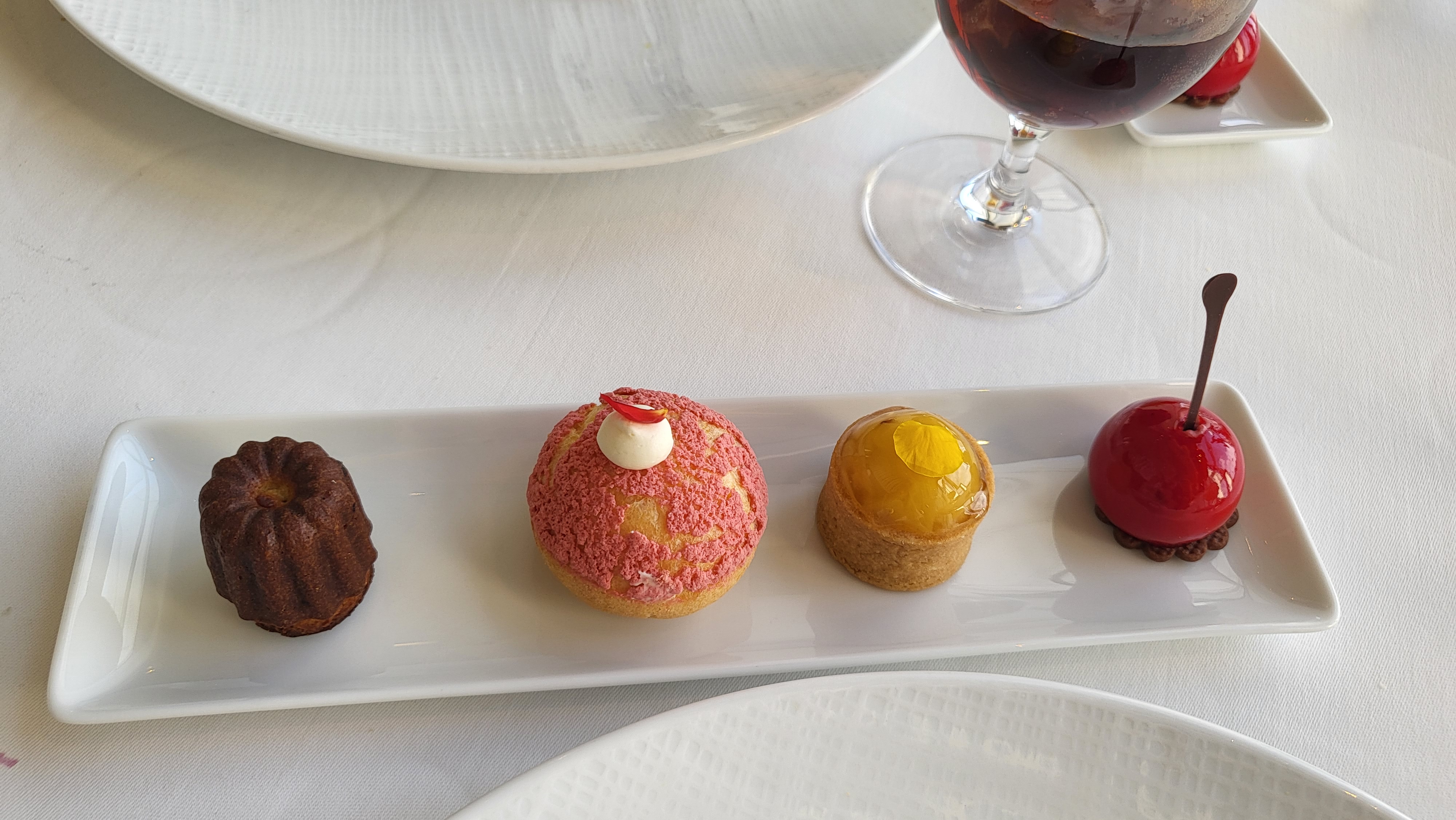 아마렛또, 아몬드, 라임제스트, 버터넛, 버터쉬퐁