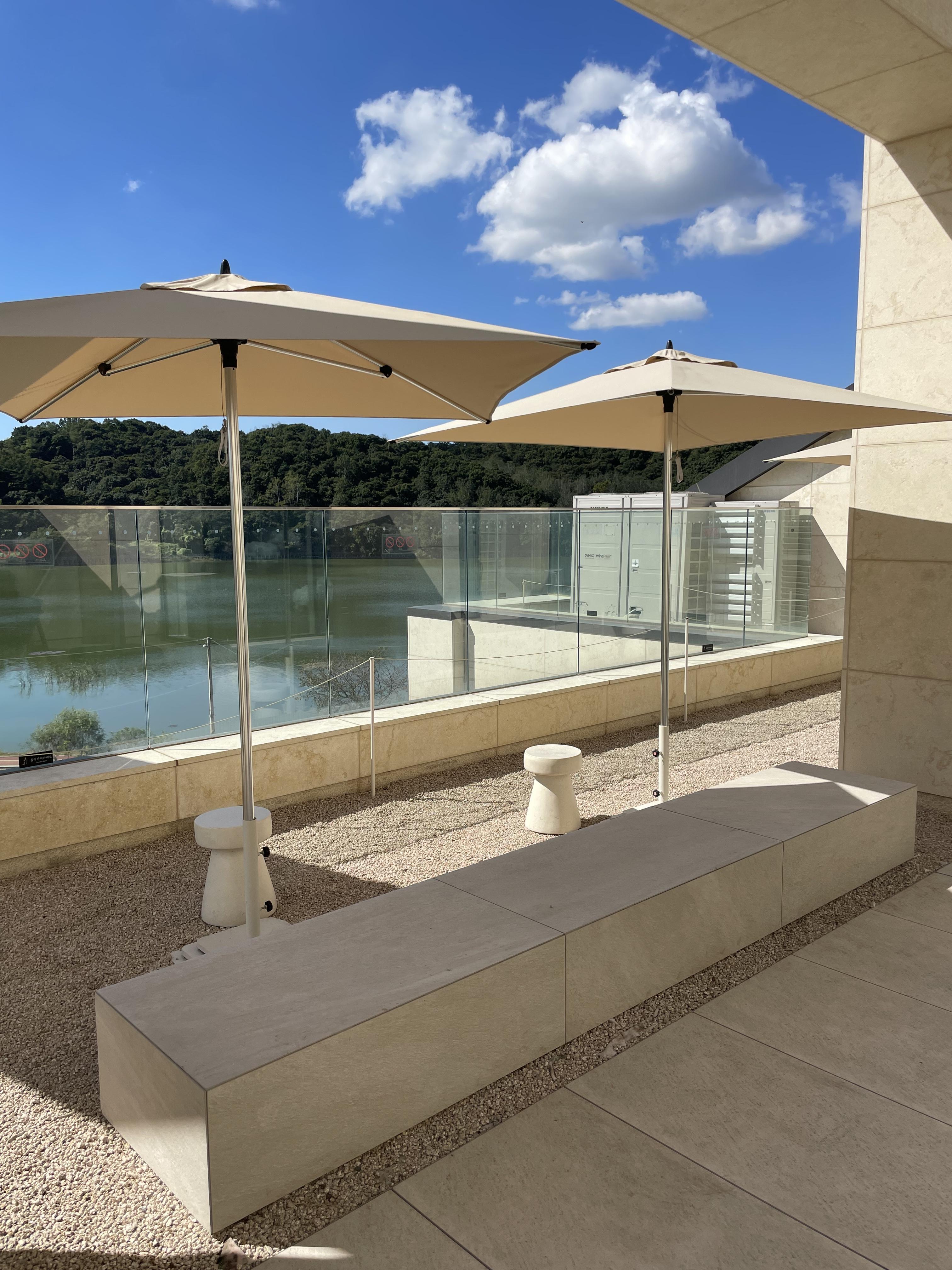 파주 공릉저수지 대형카페 모쿠슈라 프렌치카페