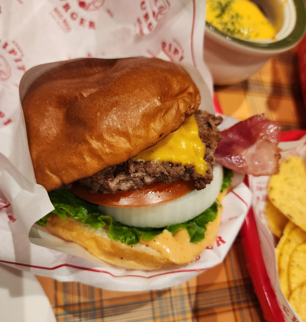 삐삣버거의 클래식버거