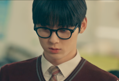 황민현