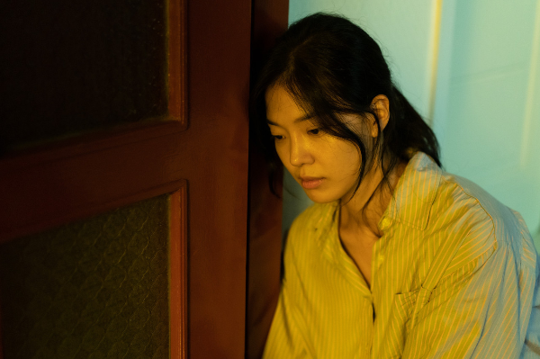 영화-딸에-대하여-임세미-스틸컷