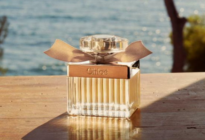 끌로에 시그니처 사진