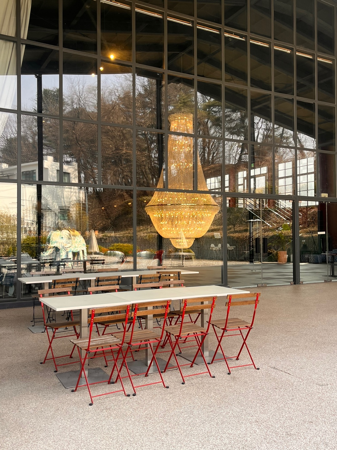 용인 대형 야외정원 베이커리 카페 '언톨드'