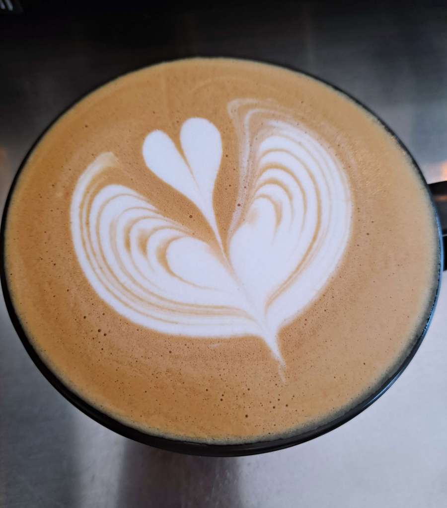 라떼아트 윙튤립