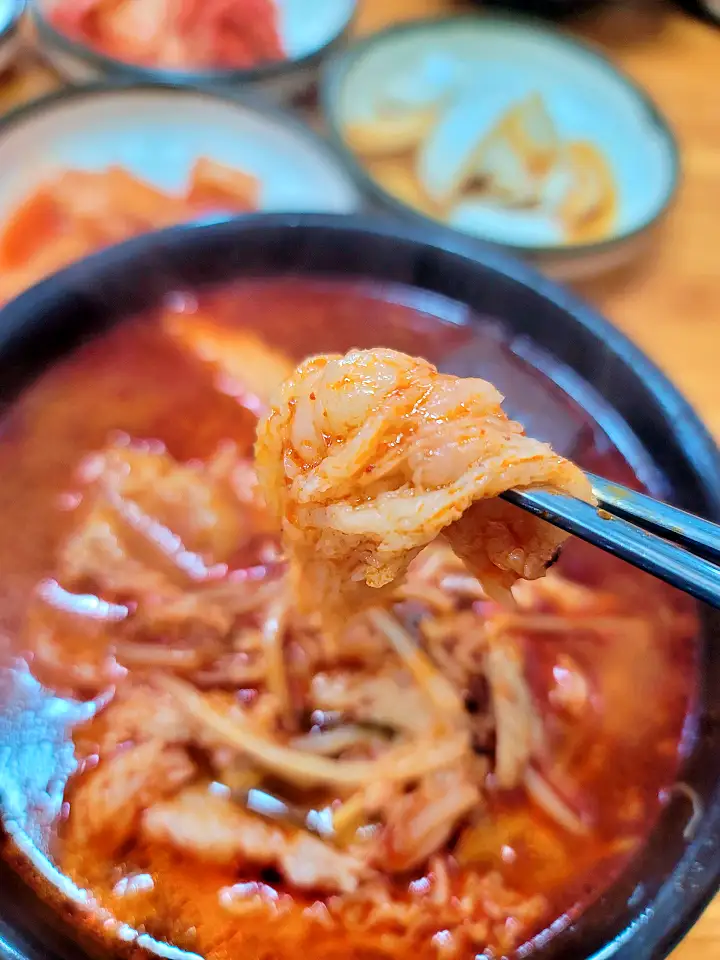 창녕 수구레국밥 맛집 남지철교 진양하씨 고택 우포늪 만년교 연지못 가볼만한 곳 추천