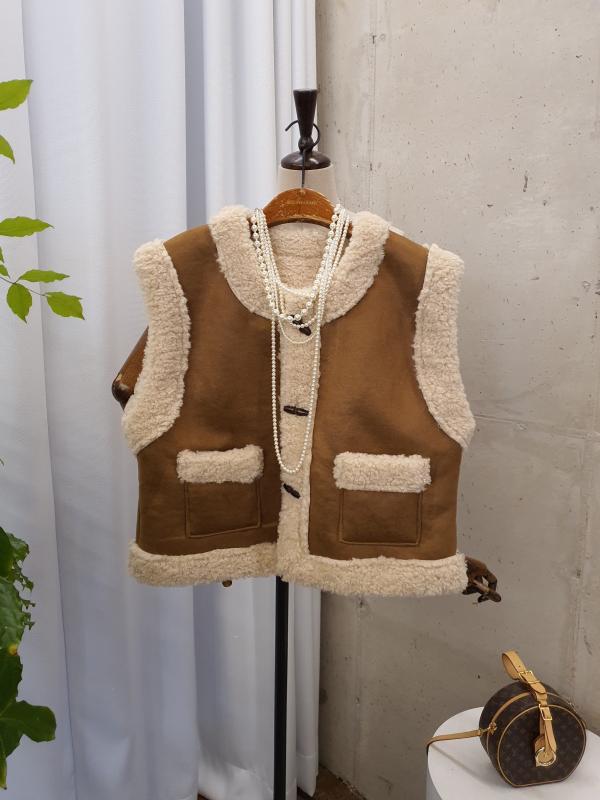 숏클립 5 떡볶이 양털 부클 무스탕 조끼