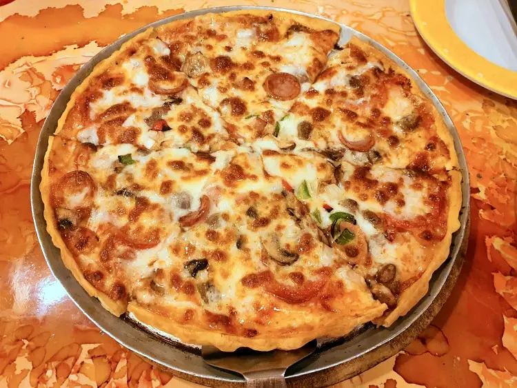토요일은 밥이좋아 since 1988 군산 최초 피자집 제주 이시돌 목장 천연 모짜렐라 치즈 콤비네이션 피자, 파스타, 스파게티 맛있는 피자집 군산 맛집 추천 토밥즈 방송정보