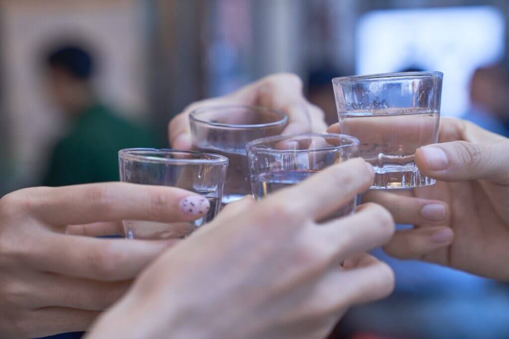 급성알코올중독의 원인으로 잘못된 음주문화